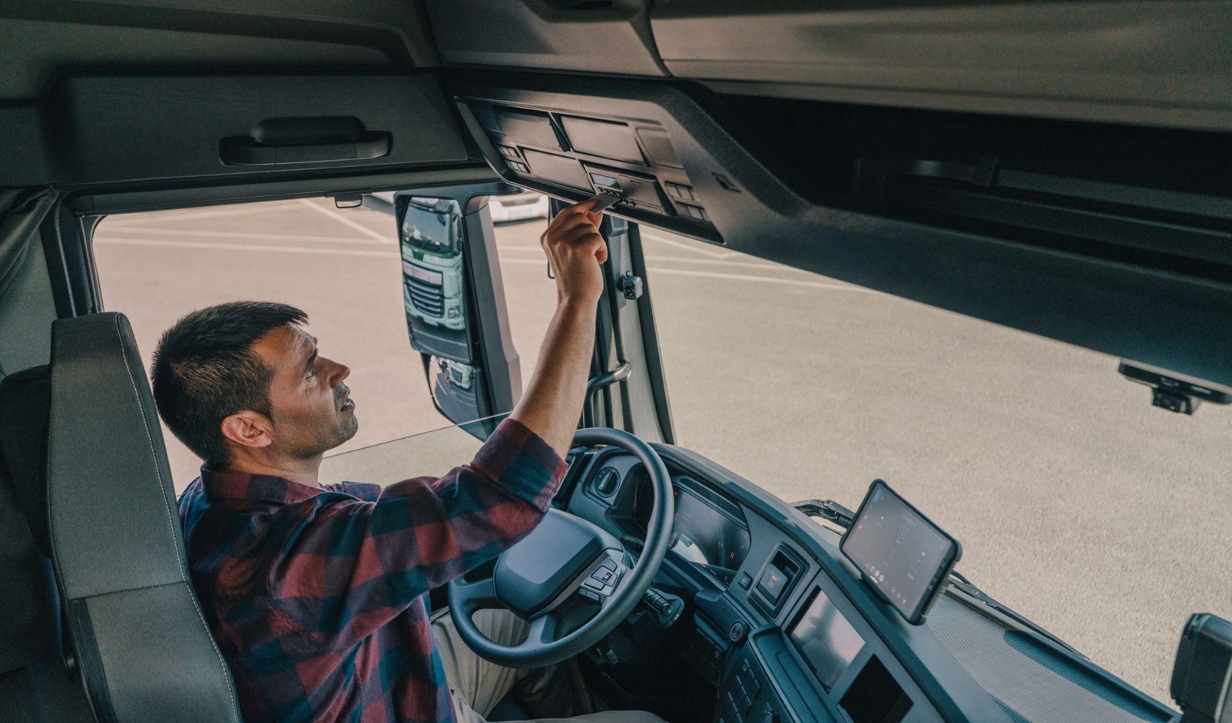 Tachigrafo obbligatorio dal 1° luglio 2026: cosa cambia per i veicoli commerciale leggeri